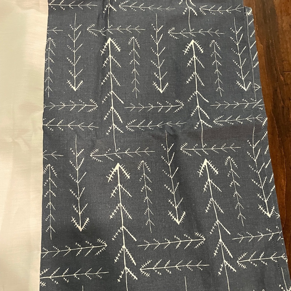Mini Crib skirt